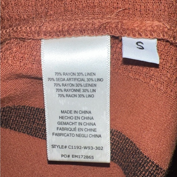 Stripe Ruffle Tank - Picture 5 of 5